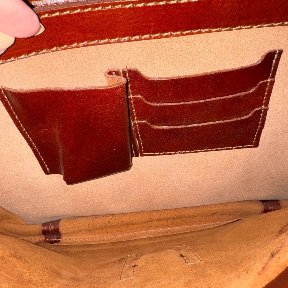 SALE💥Italian Leather Oversized ‘H’ Crossbody Vera Pelle Made in Italy Cognac - Picture 7 of 16